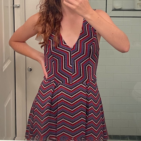 BCBGENERATION Chevron Jacquard Fit-and-Flare Dress, Size 2 - Picture 5 of 11